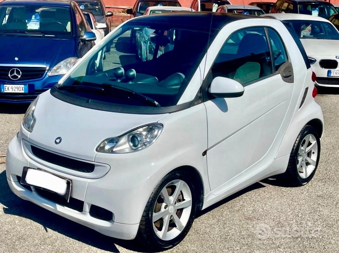 Smart ForTwo 1000 52 kW coupé pure allestimento brabus