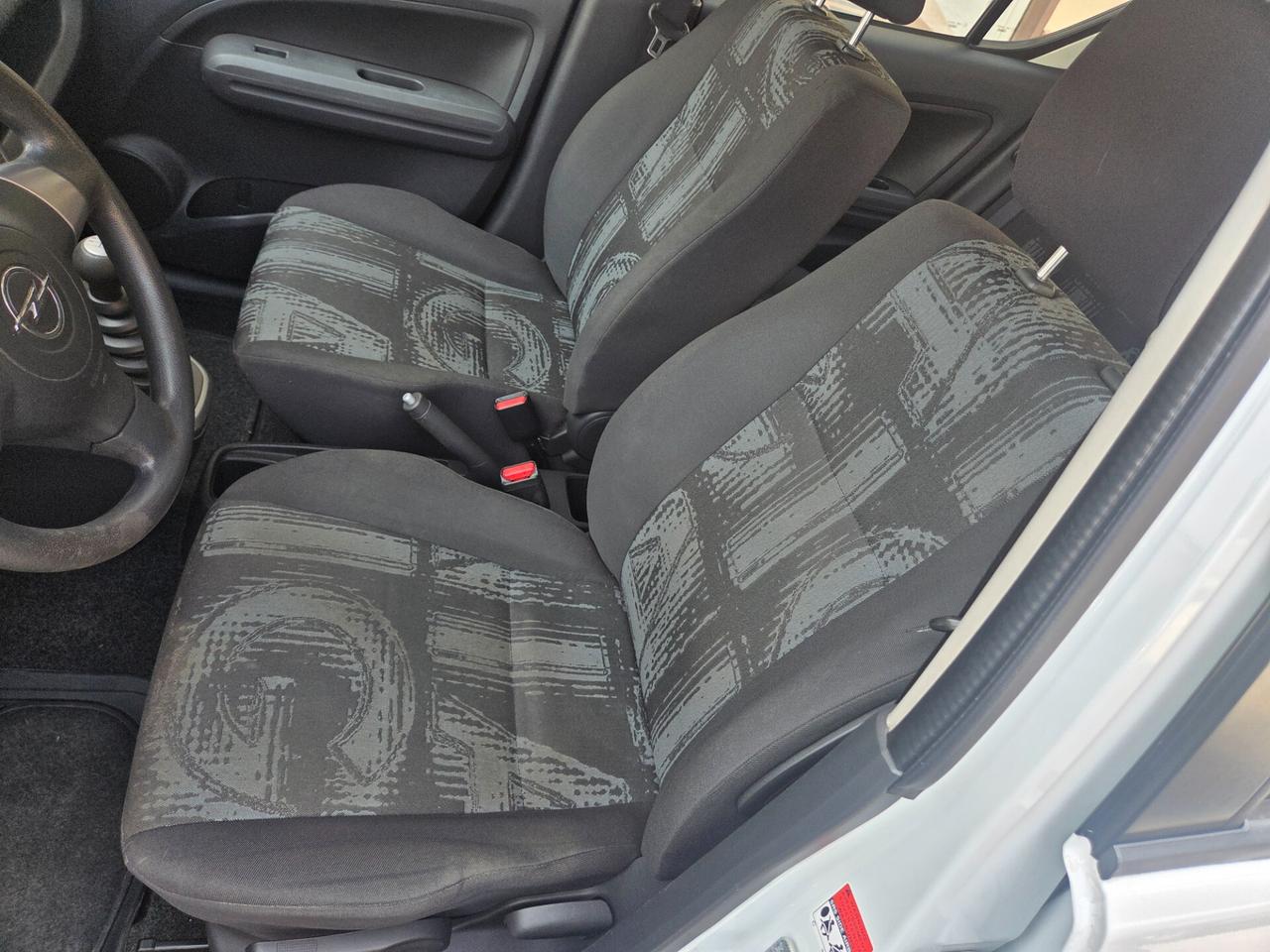 OPEL AGILA 1.0 BENZINA 68 CV ANNO 2014 KM 100000 CERTIF