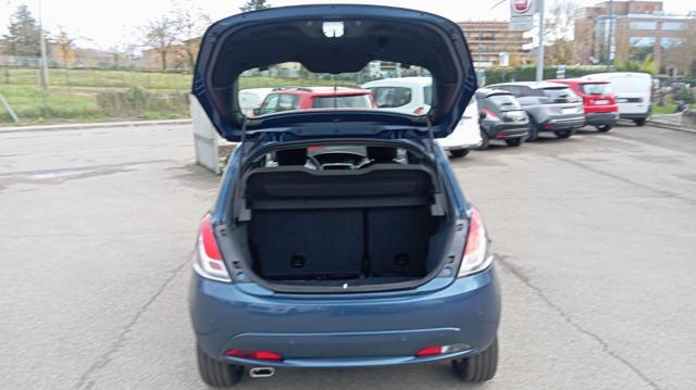 LANCIA Ypsilon *PROMO* 1.0 FireFly 5 porte S&S Hybrid Silver