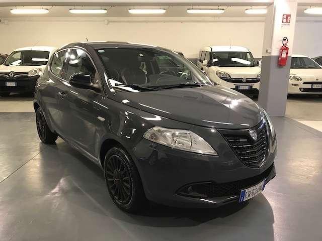 Lancia Ypsilon Ypsilon 1.2 8v Elefantino ecochic Gpl 69cv my14