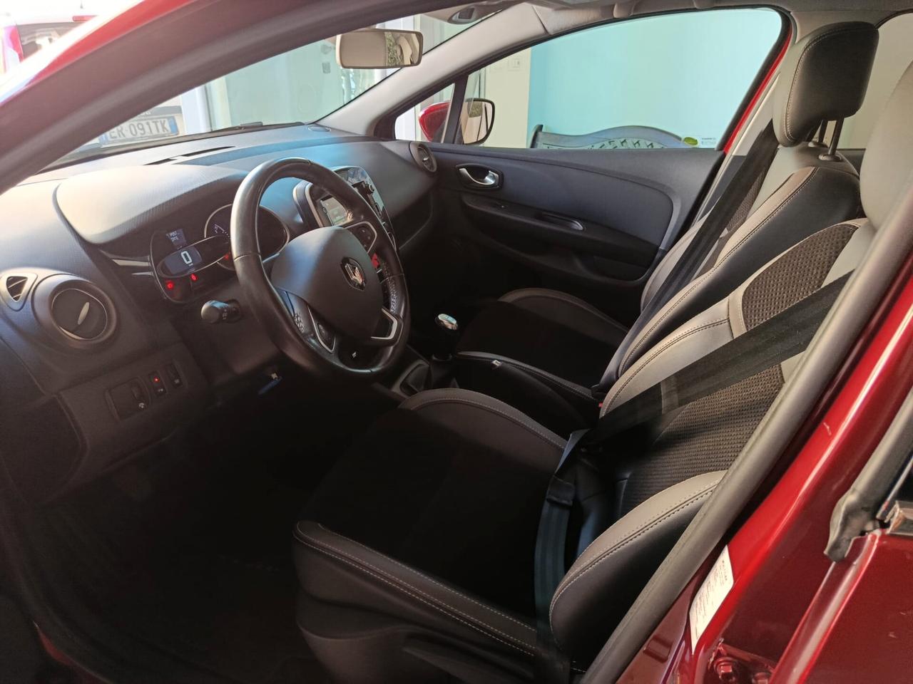 Renault Clio dCi 8V 90CV Start&Stop 5 porte Energy Intens