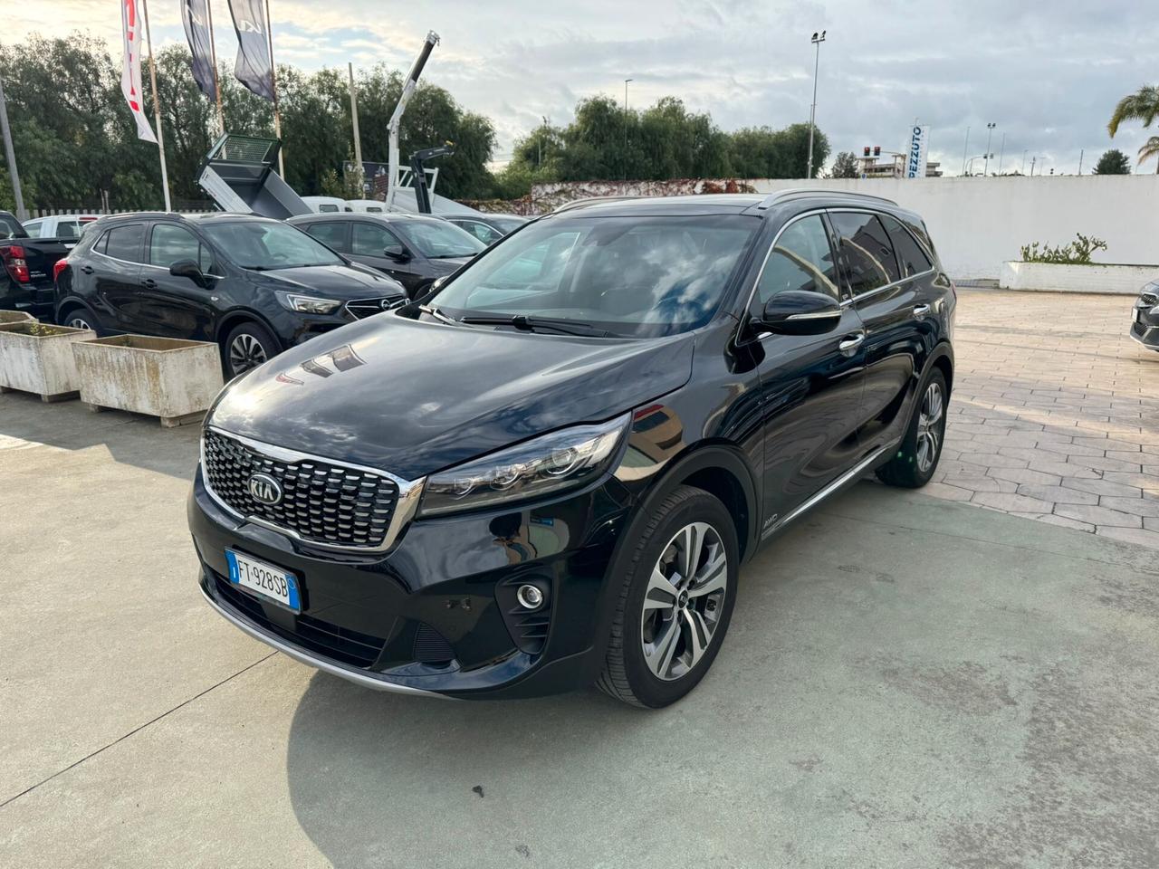 KIA SORENTO 2.0 DIESEL AUTOMATICO 4 RUOTE MOTRICI