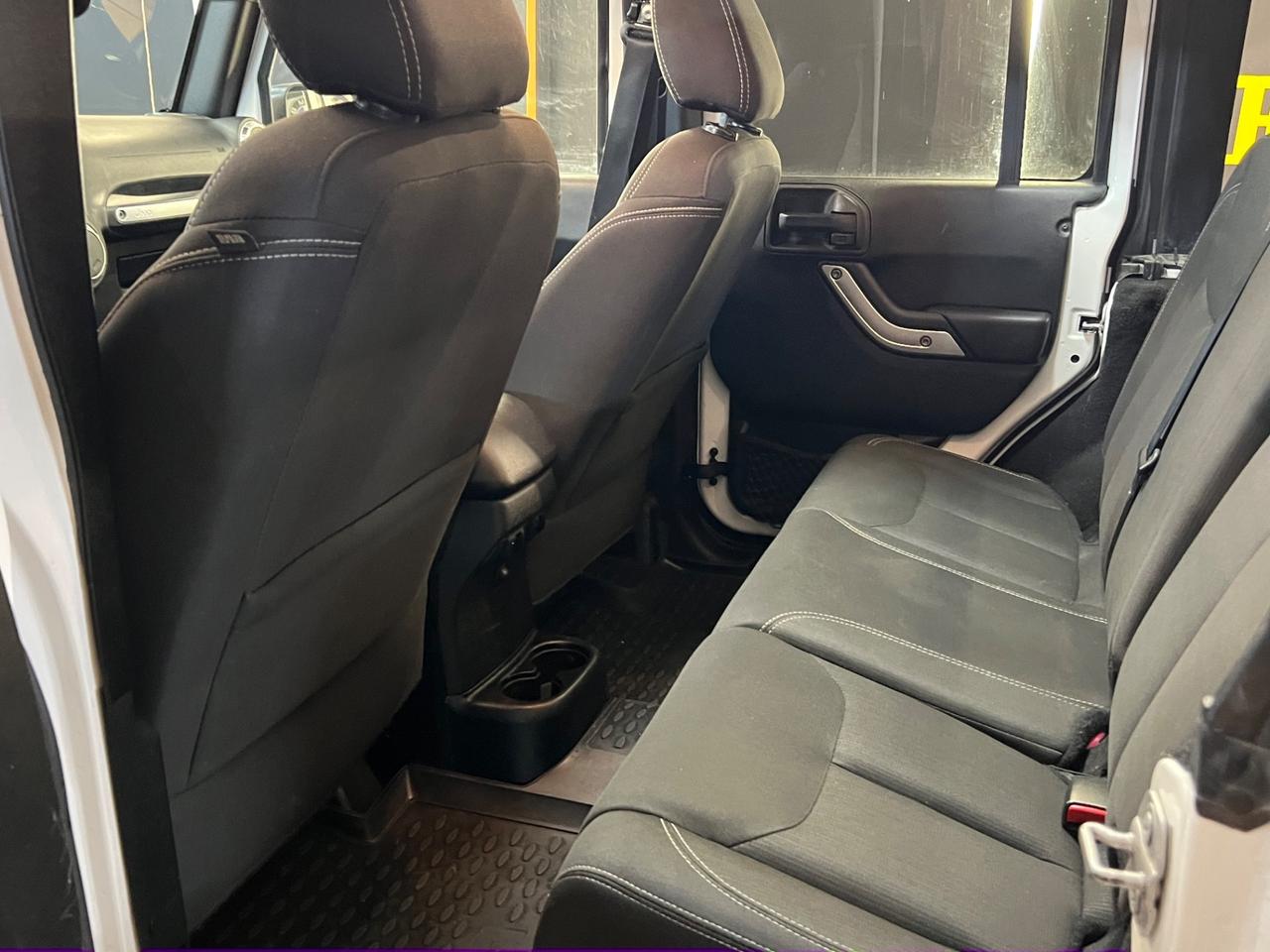 Jeep Wrangler Unlimited 2.8 CRD DPF Rubicon Auto