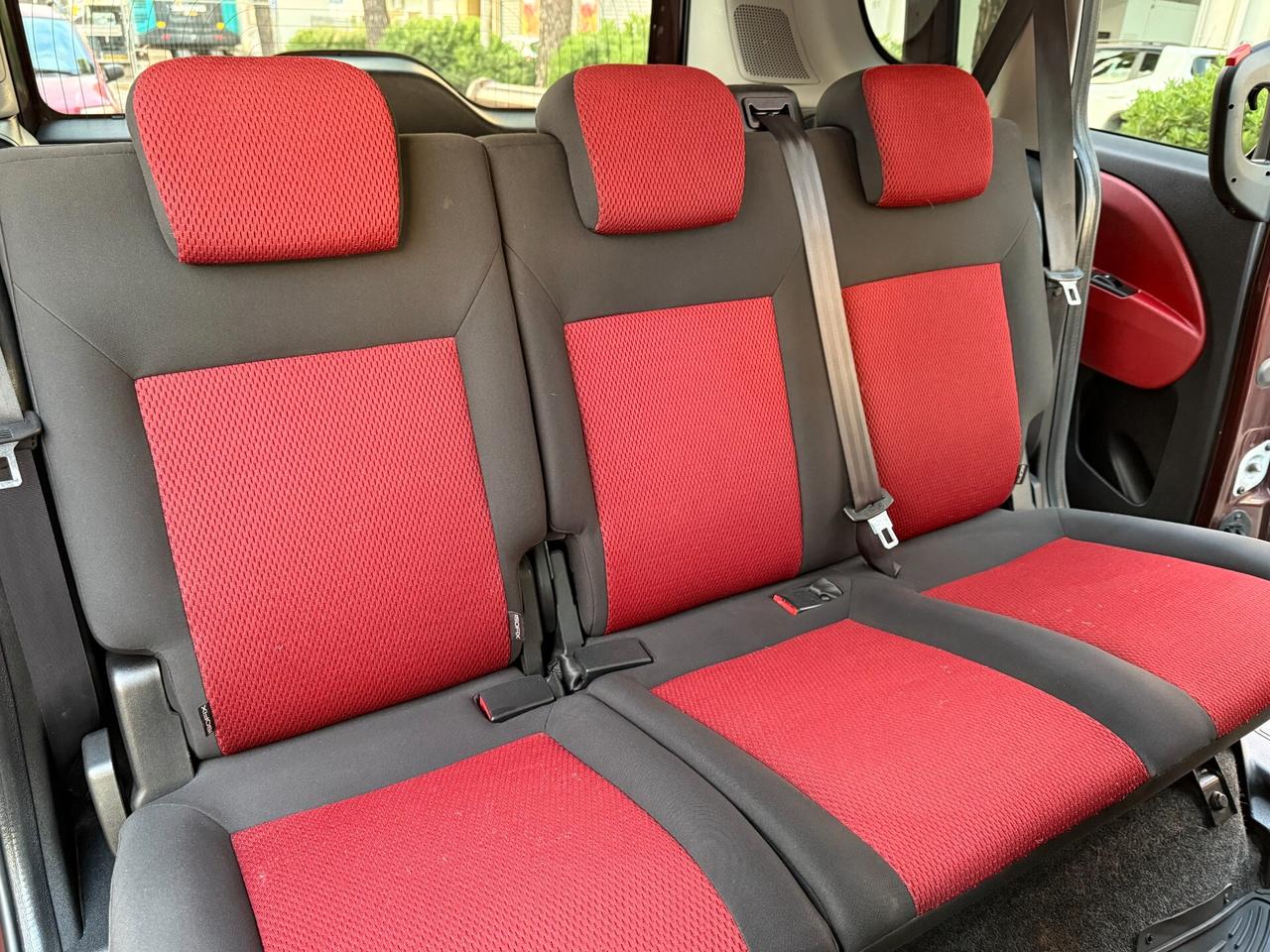 Fiat Doblò 1.6 MJT 90CV Emotion AUTOVETTURA - 2012