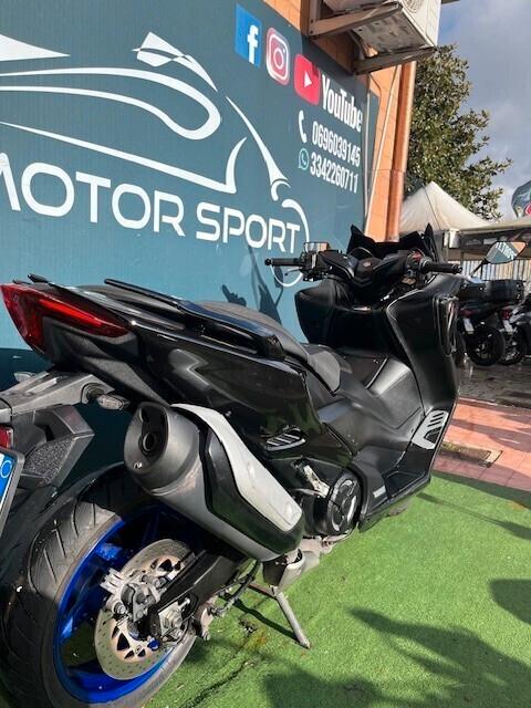 Yamaha TMAX 560 ABS SPORT GARANZIA PERMUTE FINANZIAMENTO