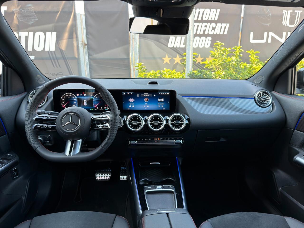 Mercedes-benz GLA 200 d 2.0 150 CV KM0 AMG Premium Plus IVA ESPOSTA