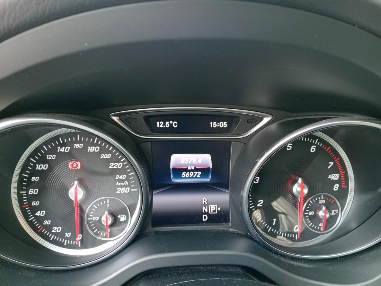 Mercedes-benz GLA 180 AMG LINE 122 CV AT