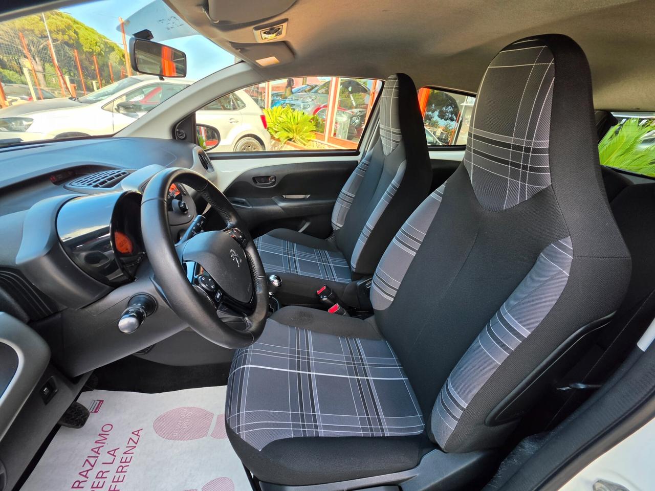 Peugeot 108 1,0 benzina 02/2018 Cv69 AUTOMATICA