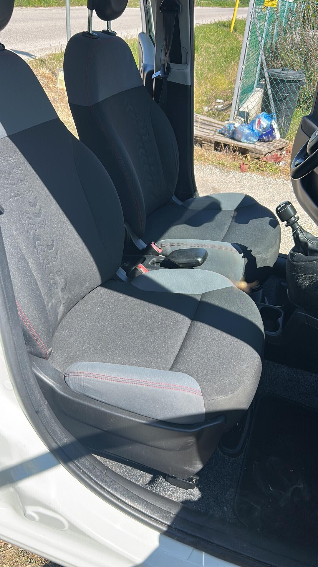 Fiat Panda 900 cc anno 2018 benzina, metano unica proprietaria pari al nuovo