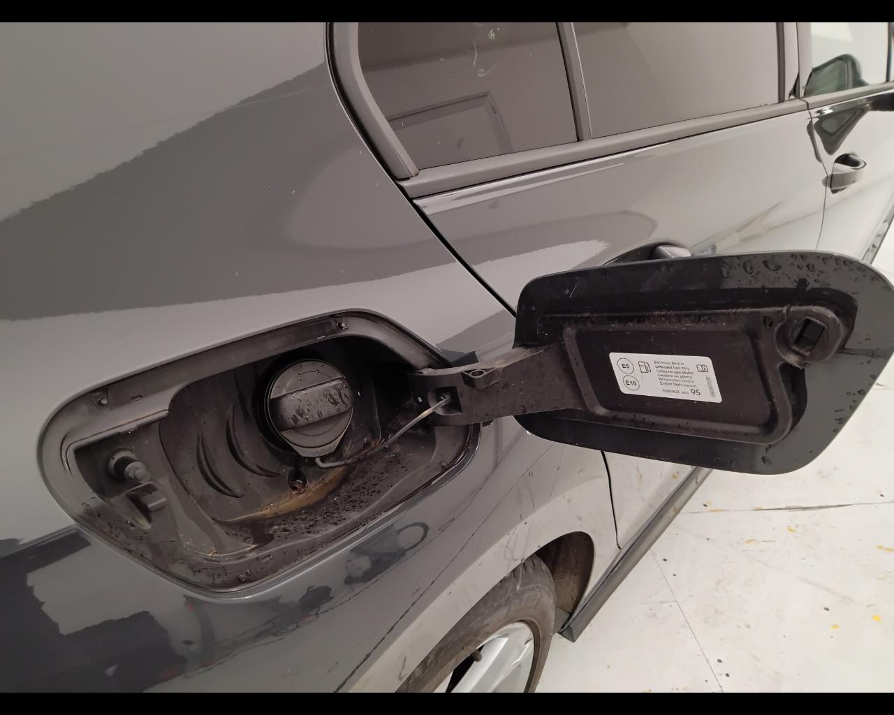 VOLKSWAGEN Golf VIII 2020 - Golf 1.5 tsi evo R-Line 130cv