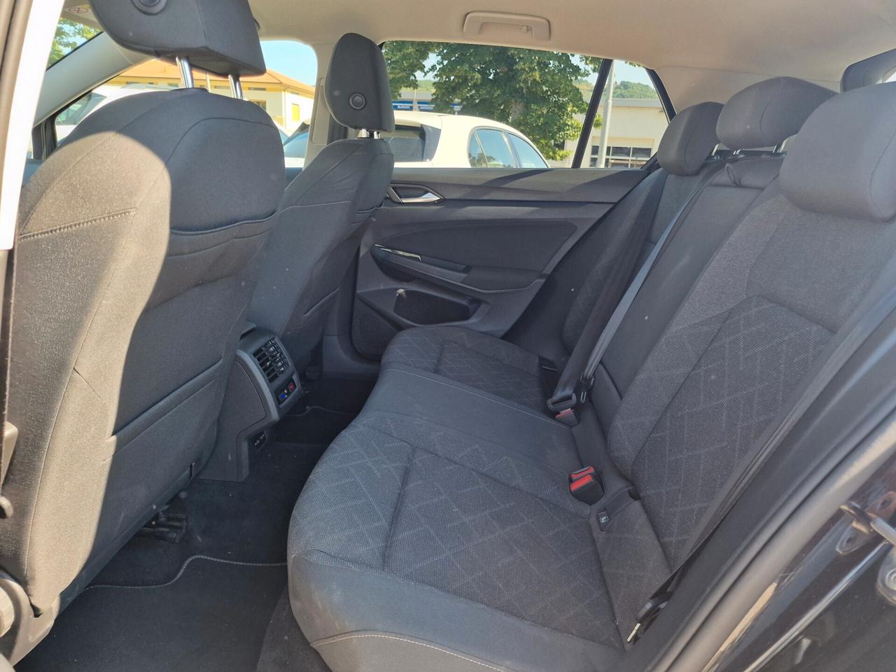Volkswagen Golf 1.5 TGI DSG Life METANO