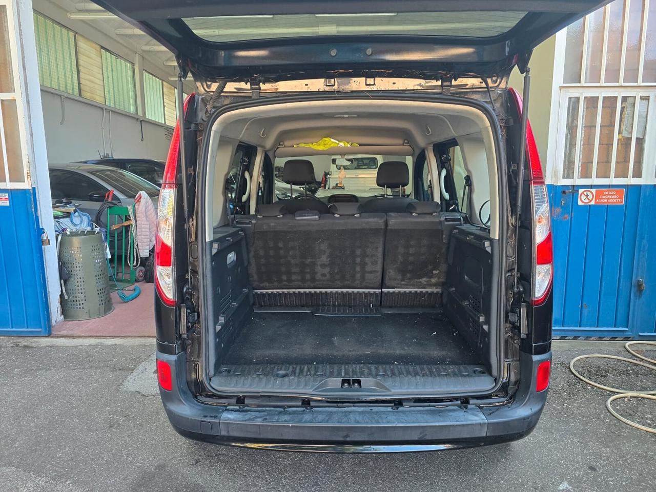Renault Kangoo Blue dCi 8V 95CV 5 porte Limited rate 160,00