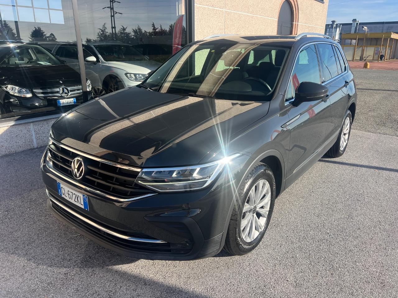 VOLKSWAGEN Tiguan 2.0 TDI 150CV SCR DSG Life IVA ESPOSTA