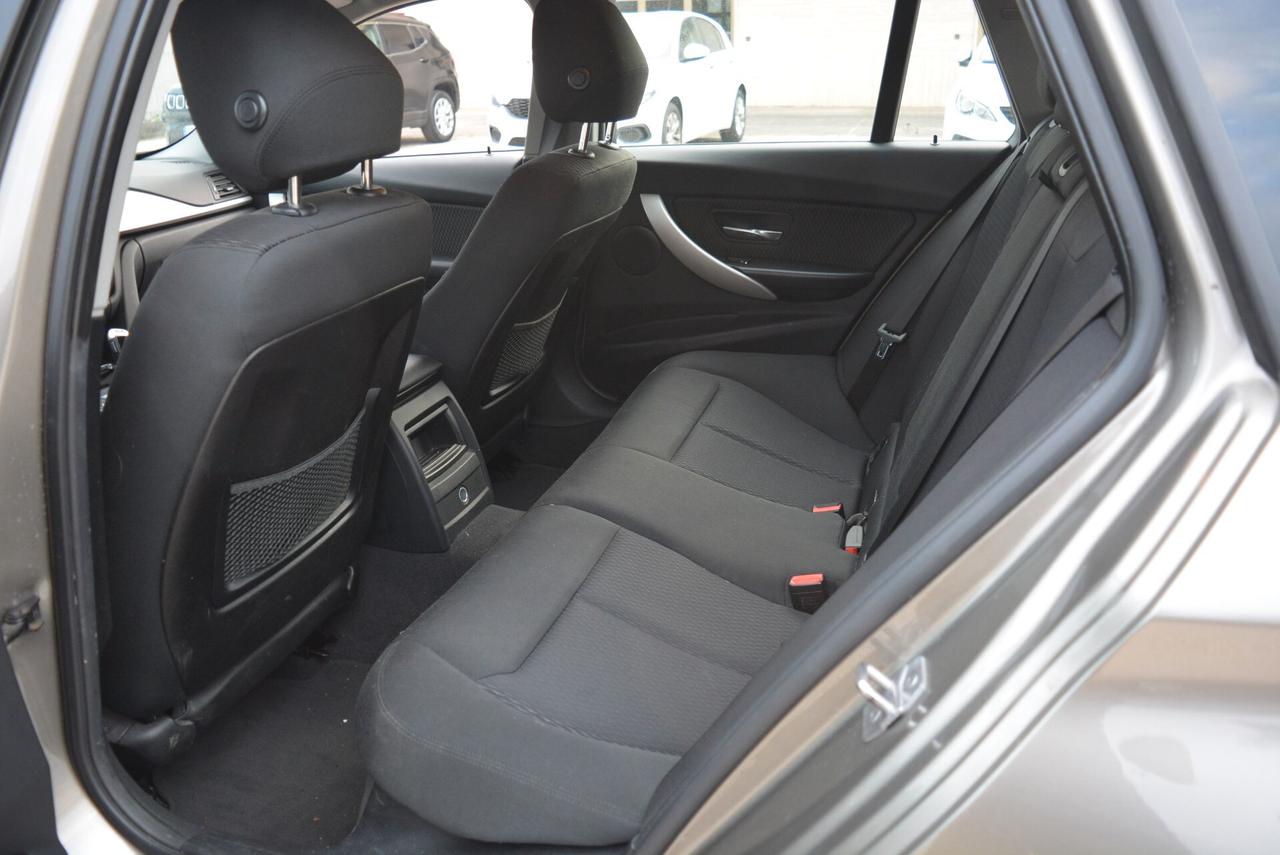 Bmw 318 318d Touring Business automatica