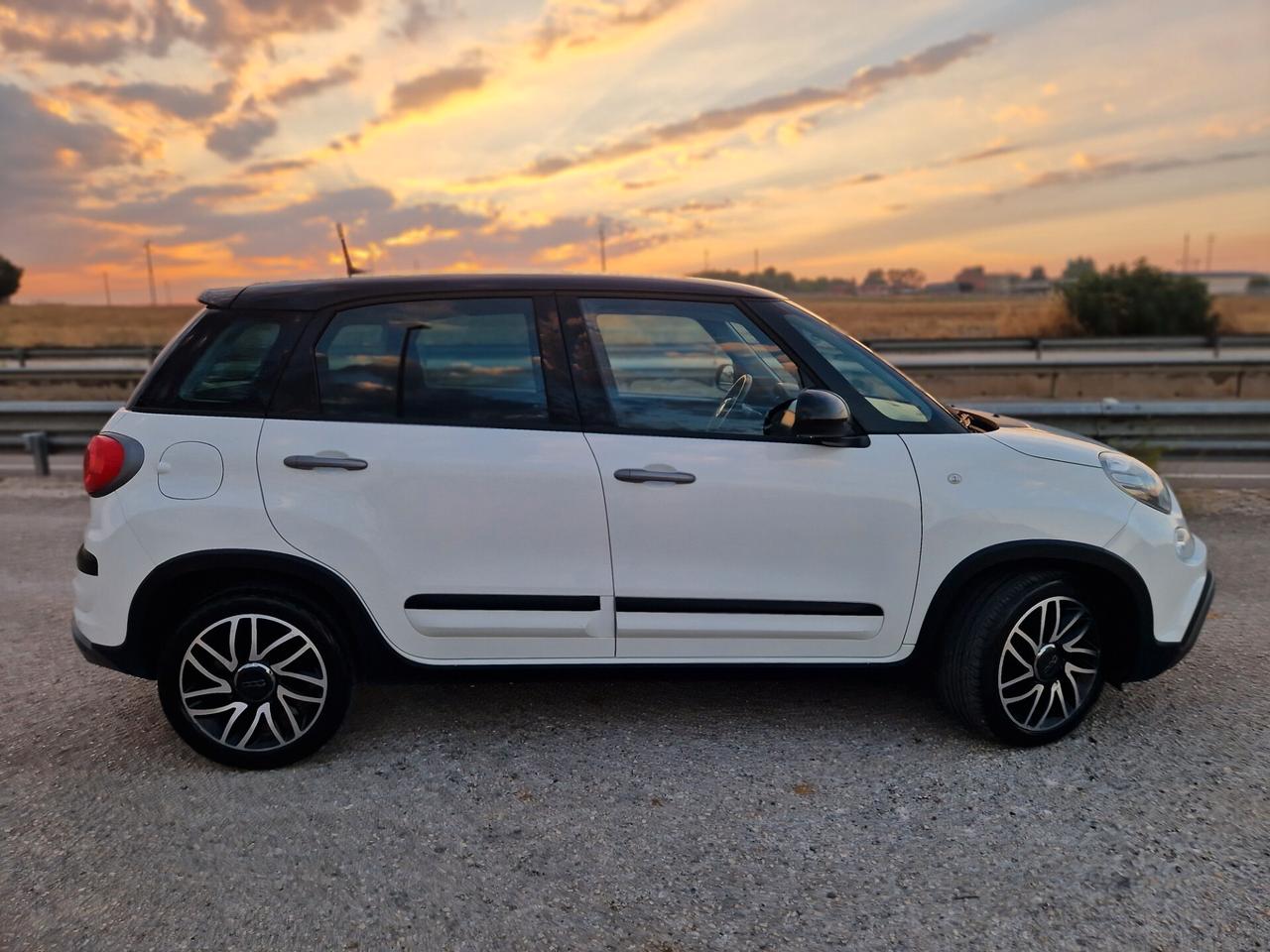 Fiat 500L 1.6 Multijet 120 CV Mirror City Cross