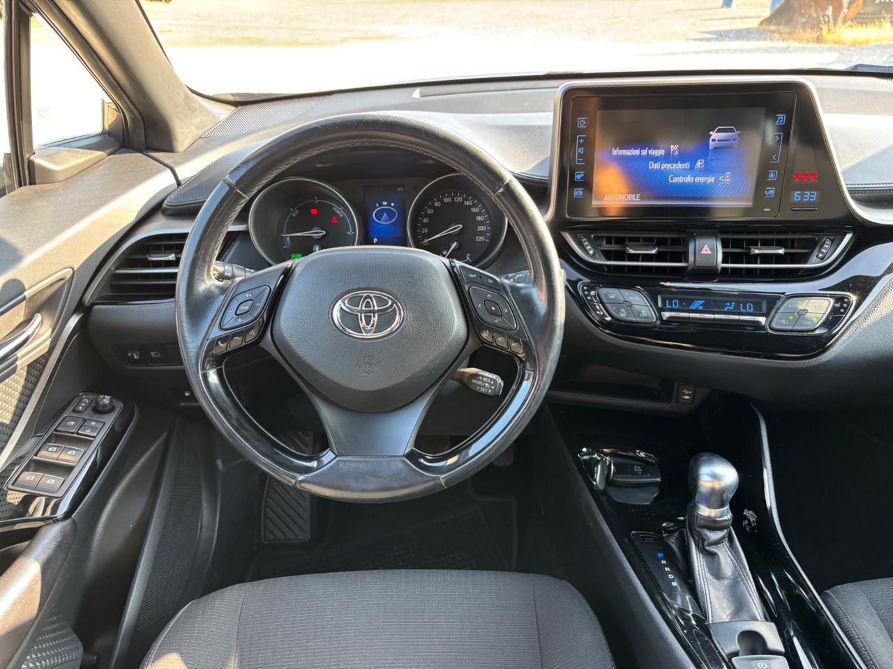 Toyota C-HR 1.8 Hybrid E-CVT Toyota Team