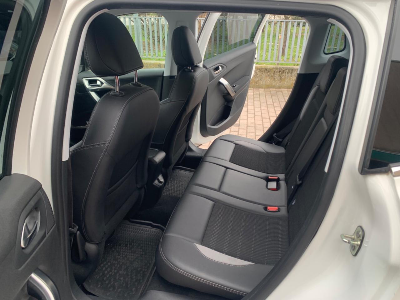 Peugeot 2008 1.6 e-HDi 92 CV Stop&Start Allure