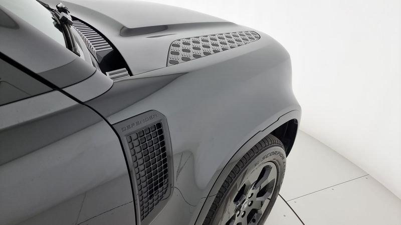 Land Rover Defender 110 3.0d i6 mhev X-Dynamic SE awd 200cv auto