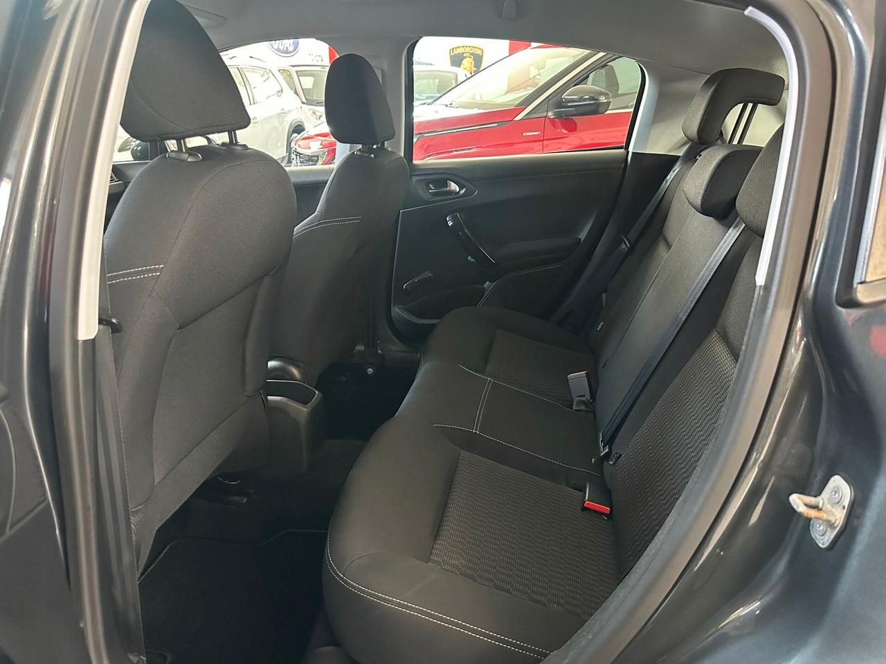 Peugeot 208 BlueHDi 75 5 porte Allure