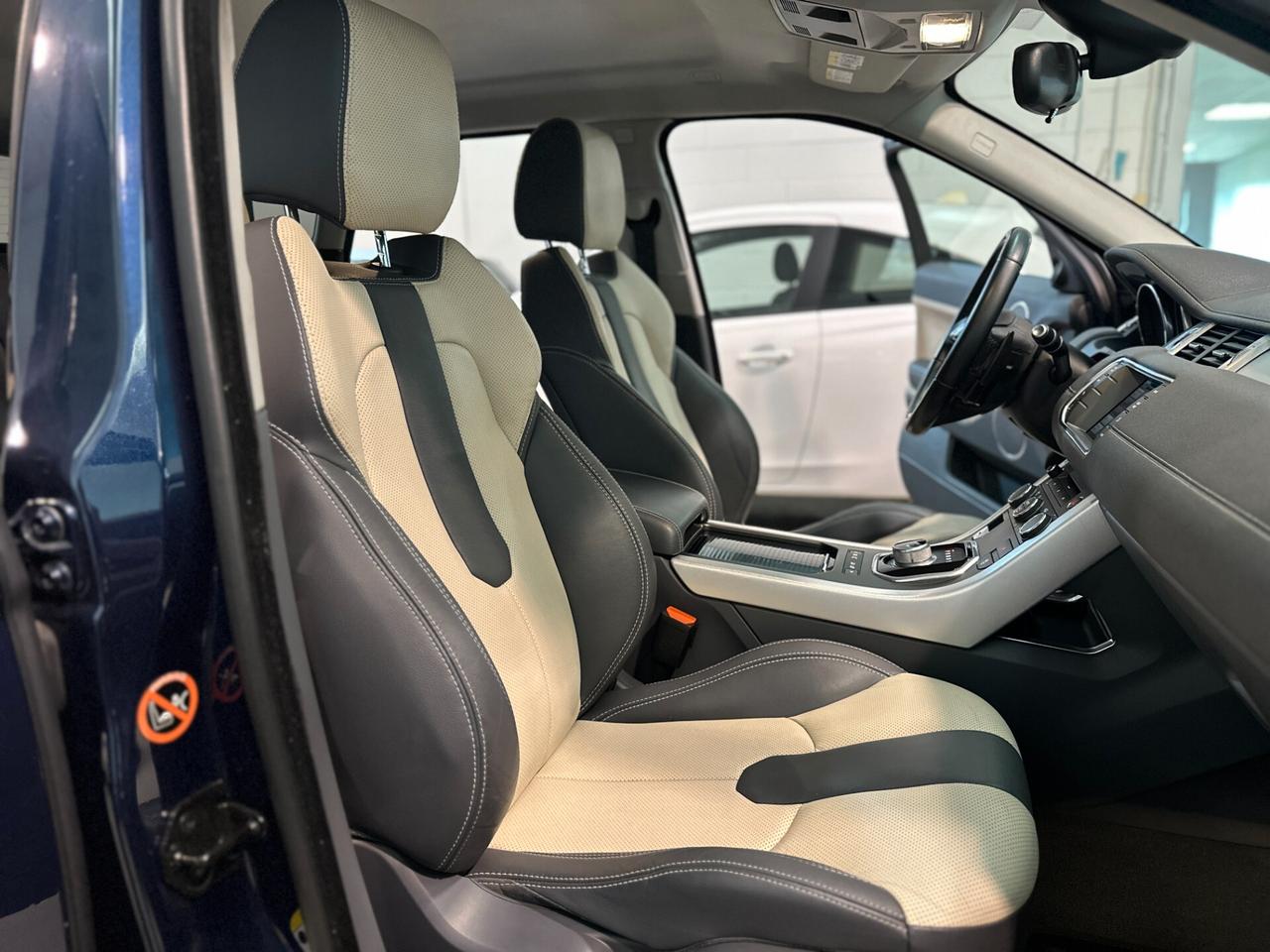 Land Rover Range Rover Evoque Range Rover Evoque 2.2 TD4 5p. Dynamic