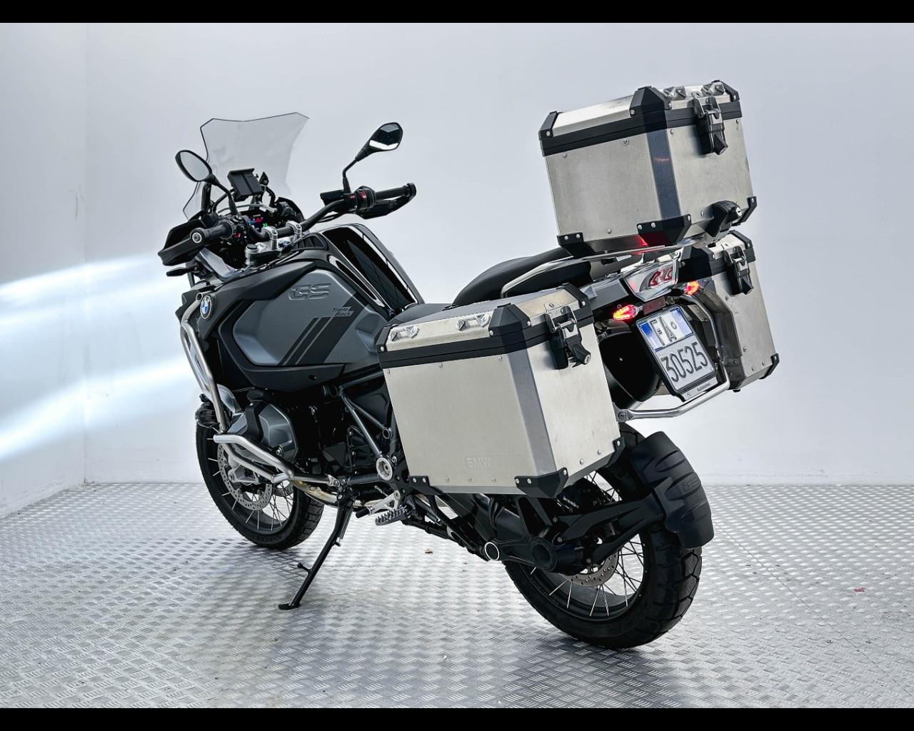 BMW GS ADVENTURE 1250 TRIPLE BLACK