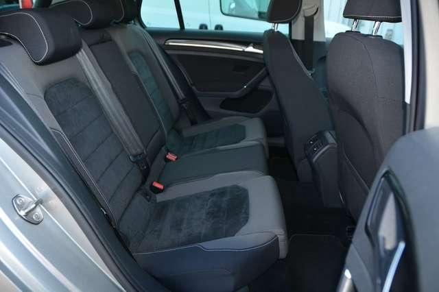 Volkswagen Golf 5p 1.6 tdi Highline Bluemotion