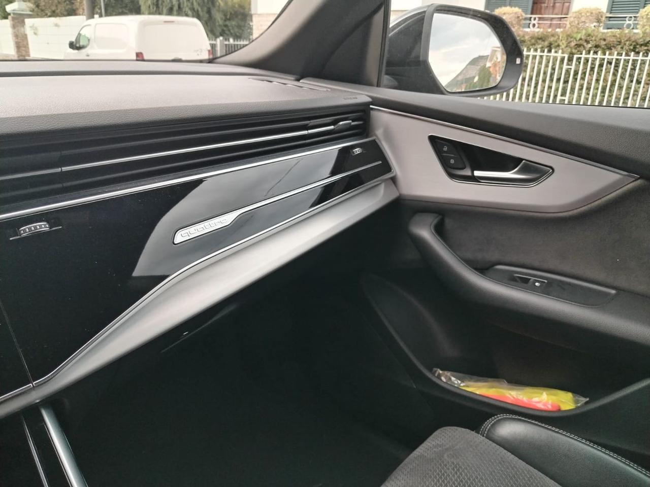 Audi Q8 S Line Sport 3.0 50 TDI MHEV