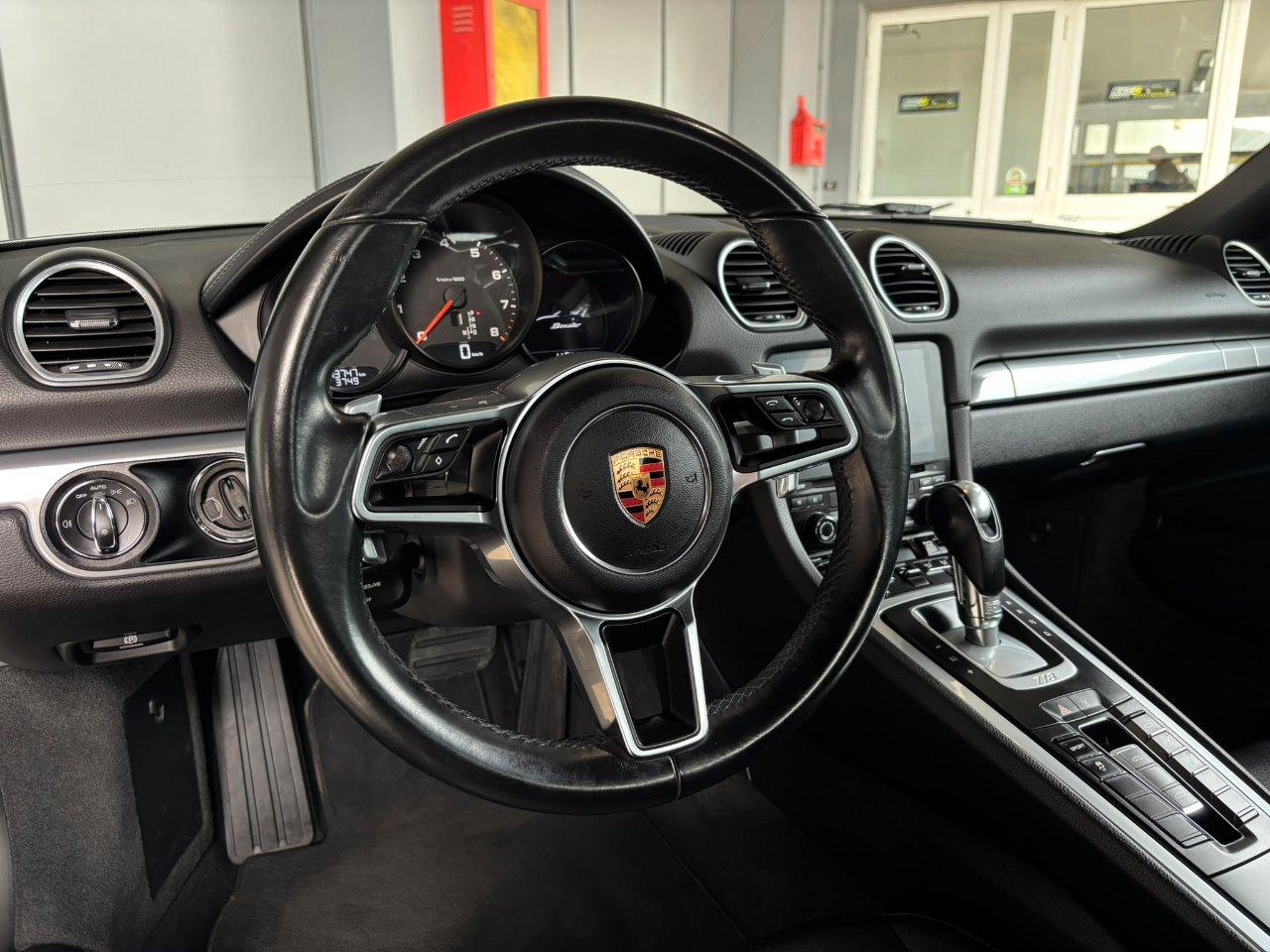 Porsche 718 Boxster