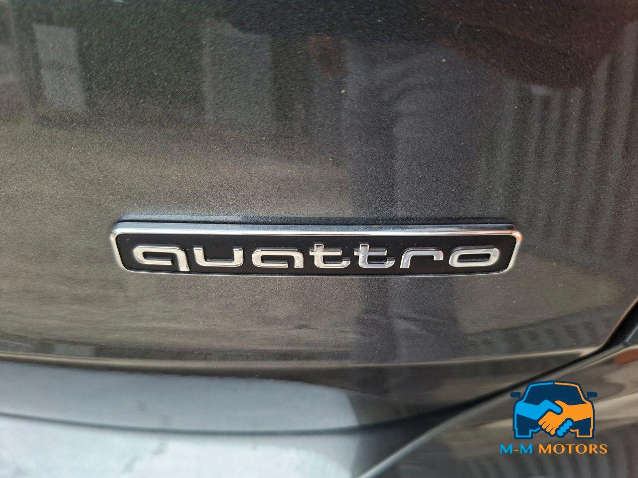 Audi Q3 40 2.0 tdi S line quattro 190cv unico proprietario