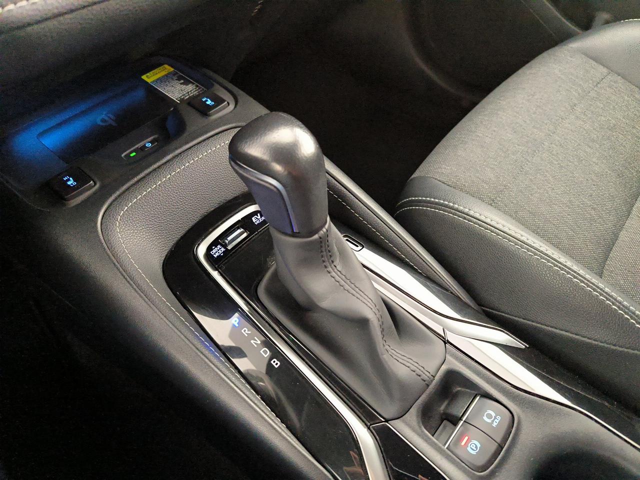 Toyota Corolla touring sports 1.8h style cvt