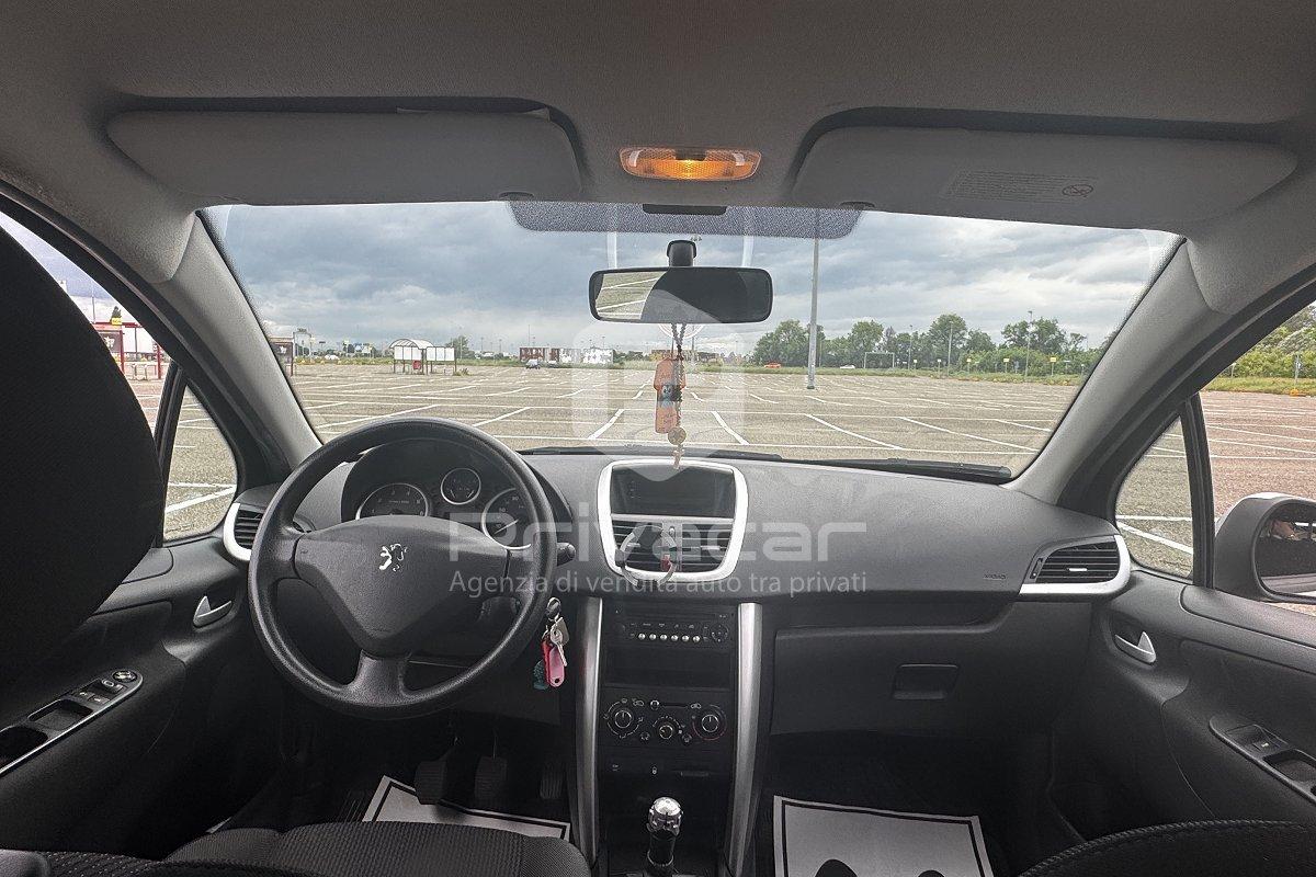 PEUGEOT 207 1.4 8V 75CV 5p. Active