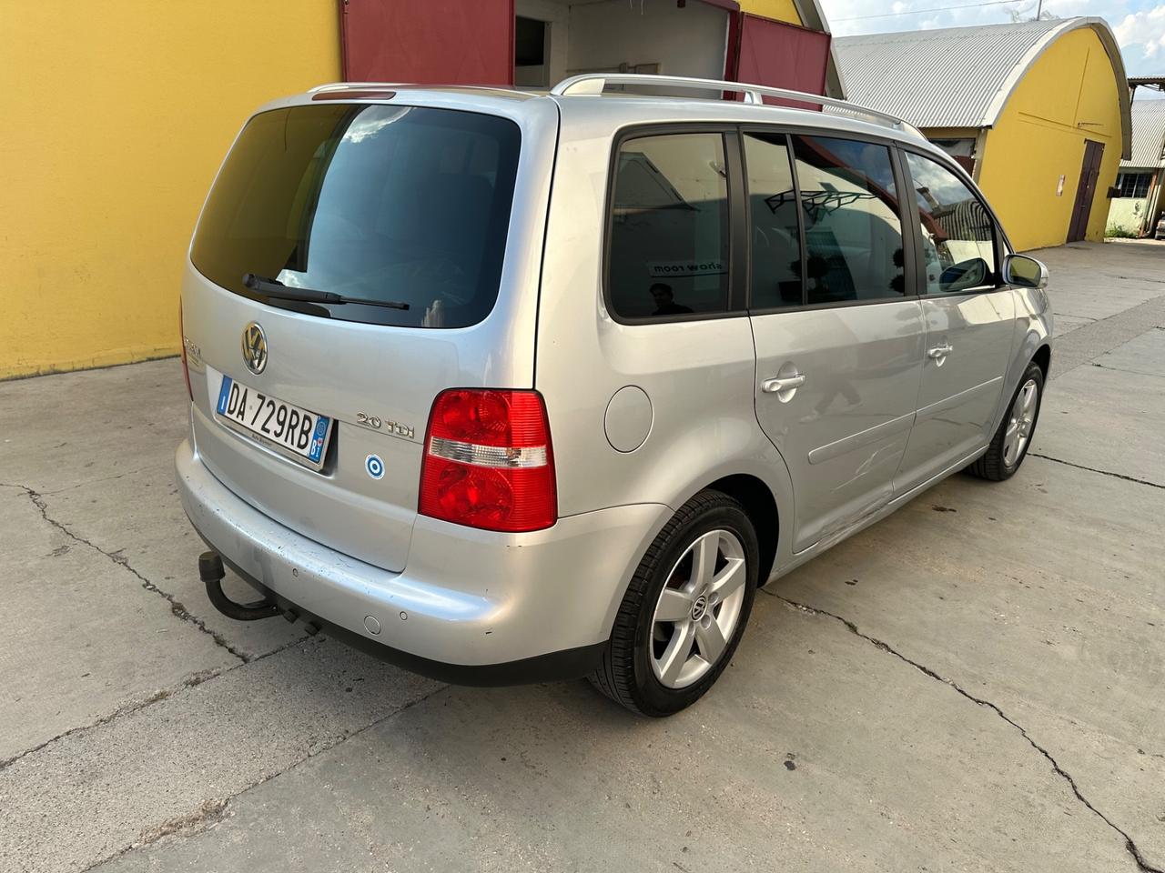 Volkswagen Touran 2.0 TDI Highline Gancio T.