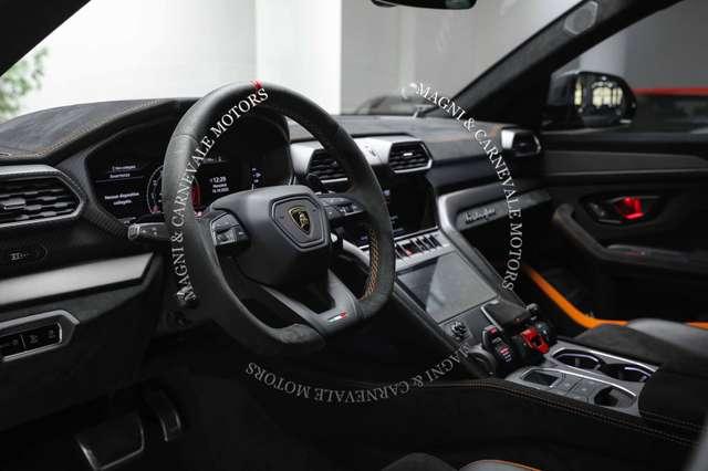 Lamborghini Urus PERFORMANTE|SPECIAL PAINT|AKRAPOVICH|FULL CARBON|