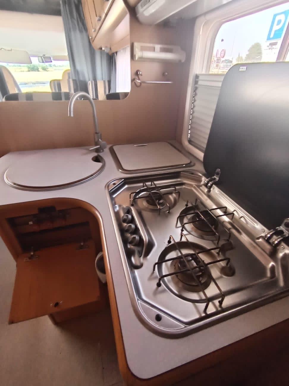 HYMER SIGNO 100 DEL 06 UNI PRO WEBASTO aria ACCESSORIATO IN SALDO