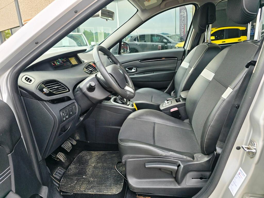 Renault Scenic Scénic X-Mod 1.5 dCi 110CV Dynamique