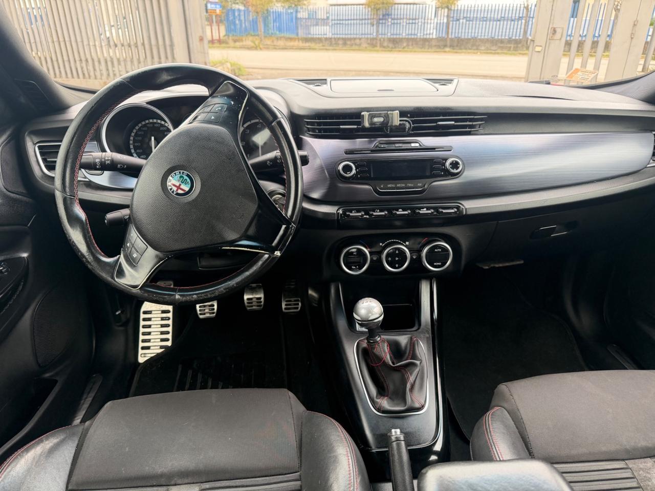 Alfa Romeo Giulietta 1.6 JTDm-2 105 CV Distinctive