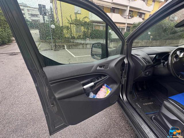 FORD Tourneo Connect 1.5 TDCi 120 CV Titanium