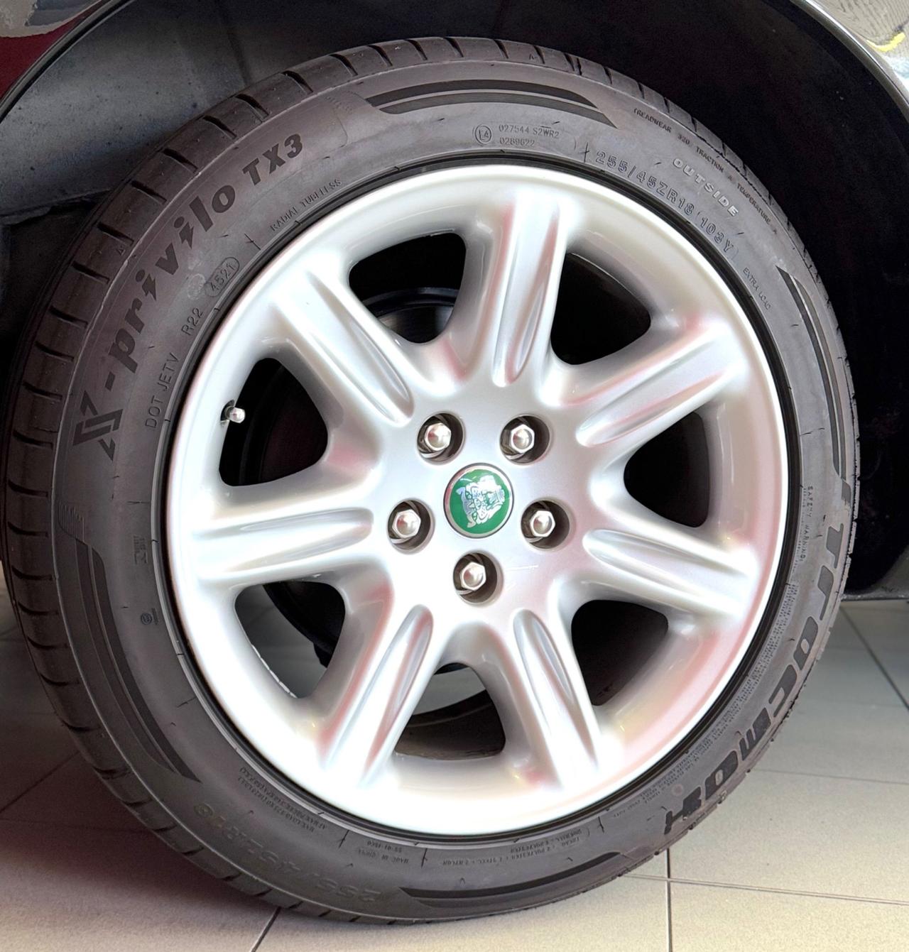JAGUAR XK8 4.0 BENZ V8 284CV OK PERMUTE VEICOLO FINANZIABILE