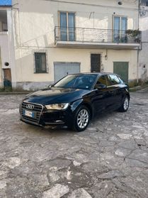 Audi A3 1.6 TDI clean diesel S tronic Ambition