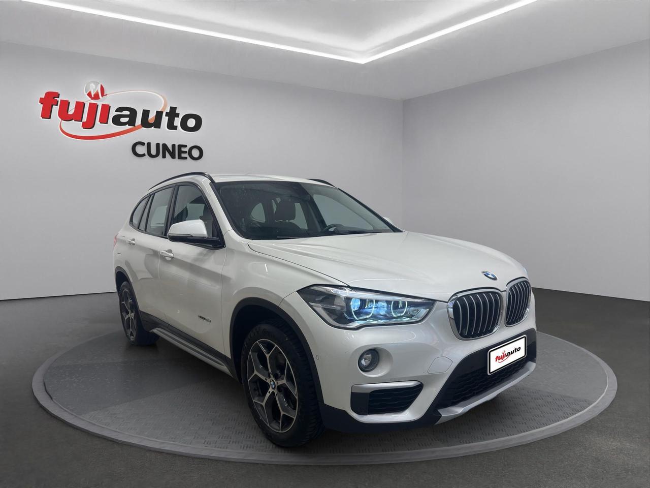 Bmw X1 sdrive18d xLine auto