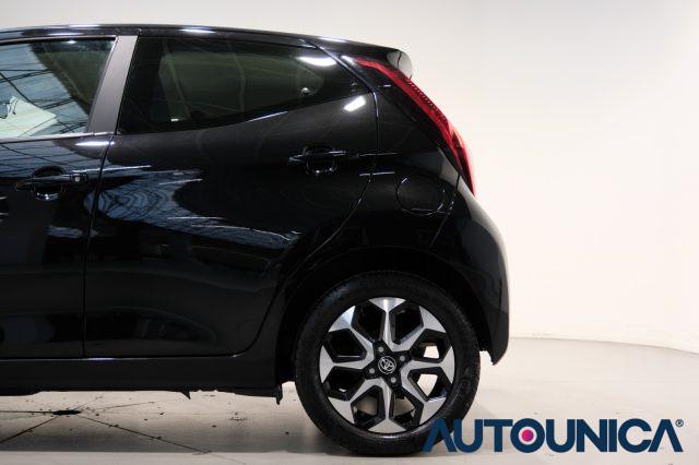 TOYOTA Aygo CONNECT 1.0 VVT-i 72 CV 5 PORTE X-WAVE NEOPATENTAT