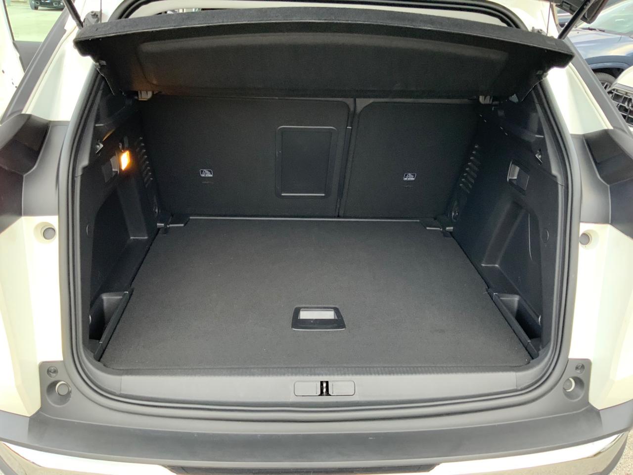 Peugeot 3008 BlueHDi 130 S&S EAT8 Allure Pack