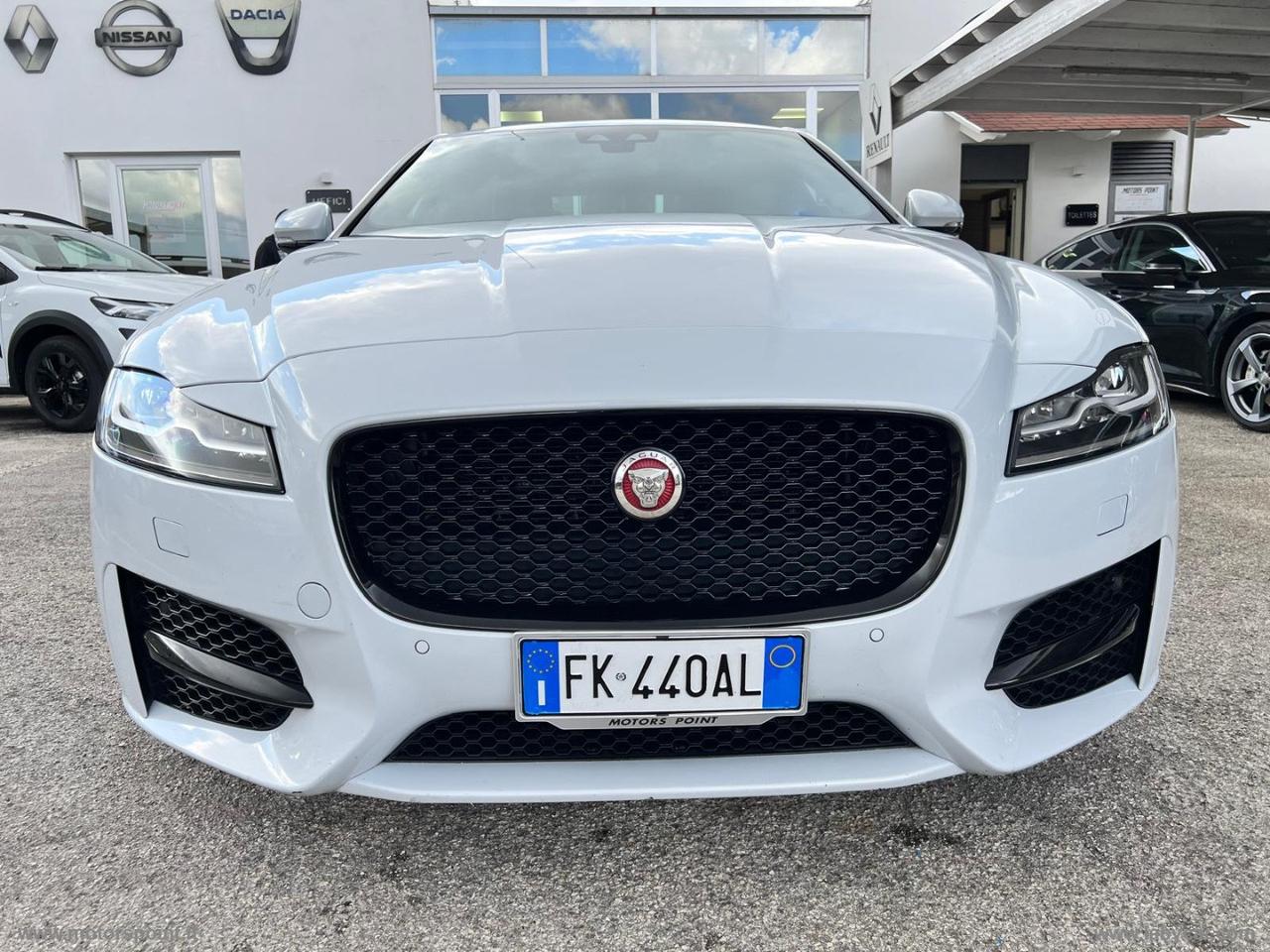 JAGUAR XF 2.0 D 180 CV aut. R-Sport