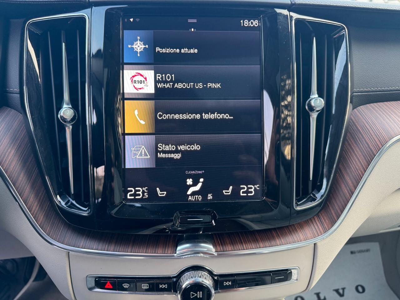 Volvo XC 60 XC60 B5 (d) AWD Geartronic Inscription