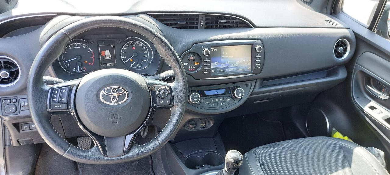 Toyota Yaris 1.5 5 porte Lounge