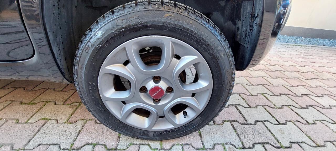 PANDA 900 NATURAL POWER METANO DI SERIE X NEOPATENTATI LEGA IMPECCABILE NUOVA