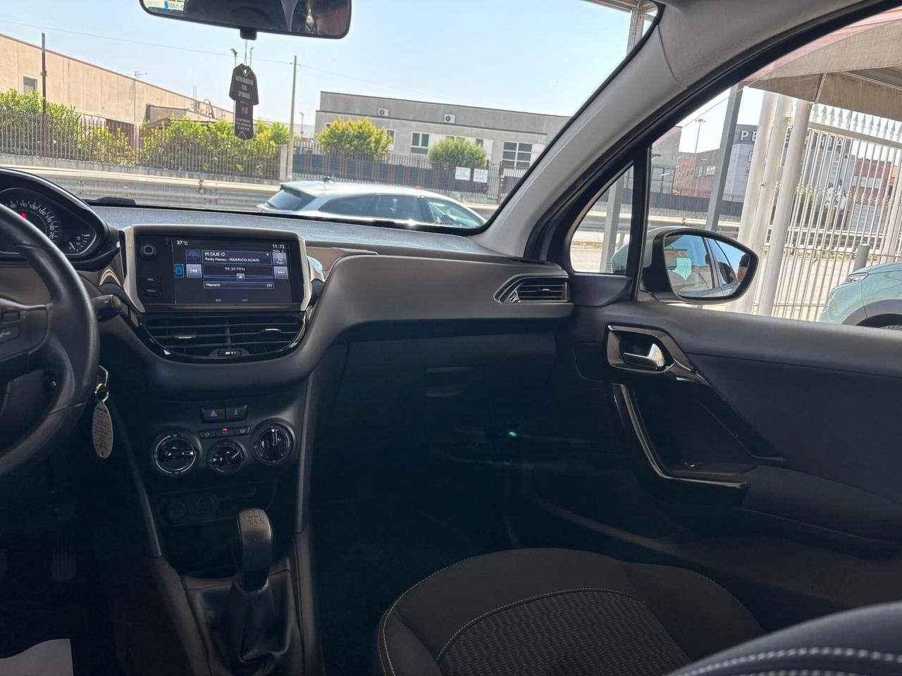 Peugeot 208 PureTech 82 5 porte Allure