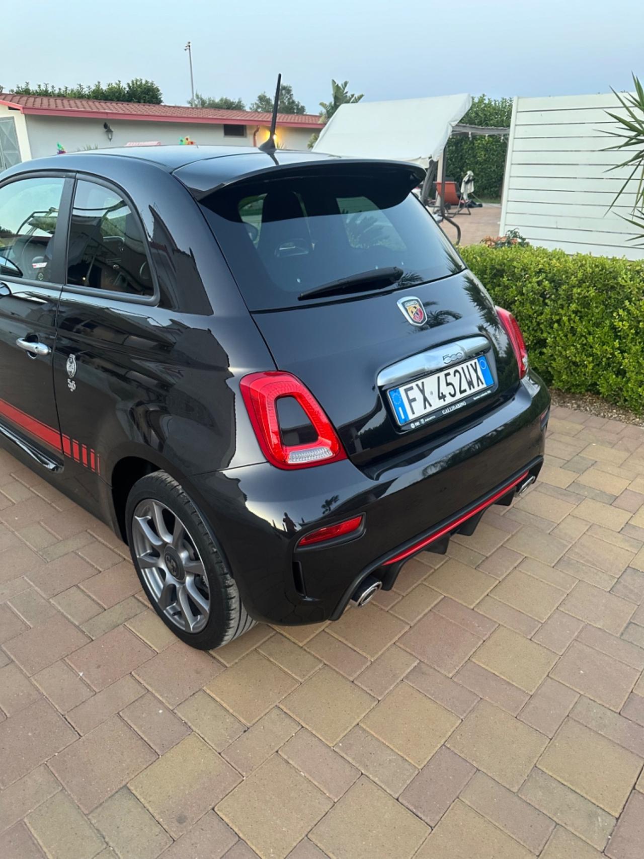 Abarth 595 1.4 Turbo T-Jet 145 CV