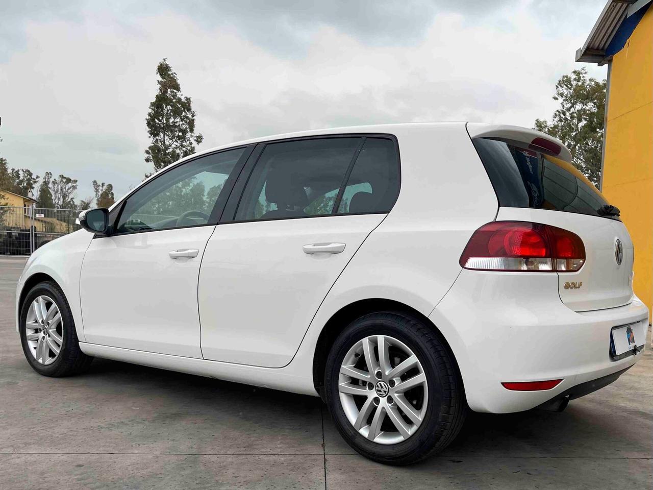 Volkswagen Golf 1.6 TDI DPF 5p. Highline NEOPATENTATI