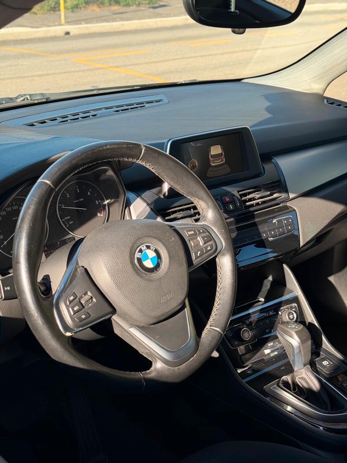Bmw 218 Active Tourer Luxury auto